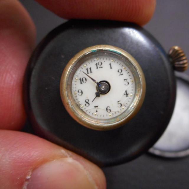 Rear　Vinateg　Button　hole　pockt　watch